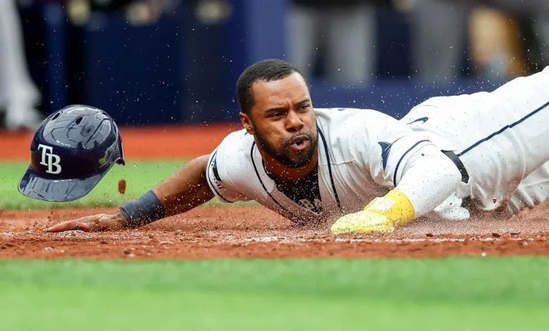 Game Thread: A lefty making his MLB debut?