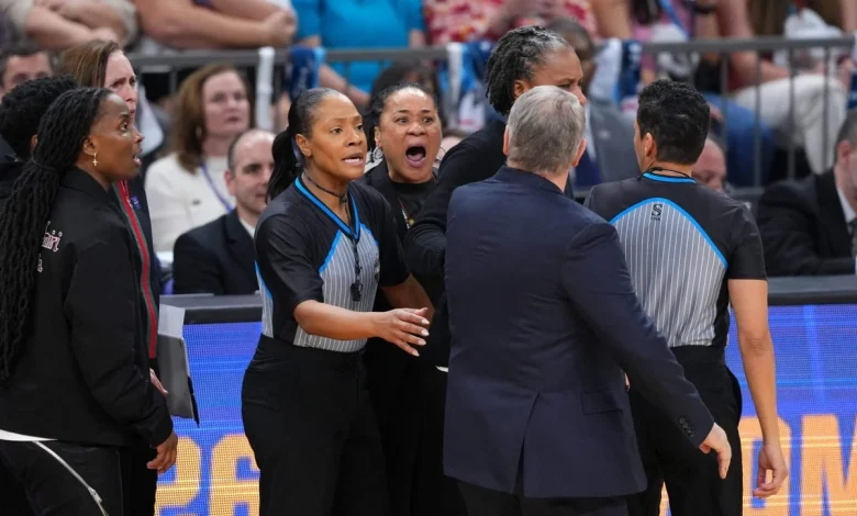 Geno Auriemma, Dawn Staley engage in heated argument at end of Final Four game