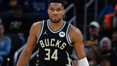 Giannis Antetokounmpo Doesn't Rule Out Extension With Bucks