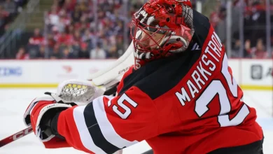 Goalie fight! See Devils' Markstrom square off with Rangers' Shesterkin