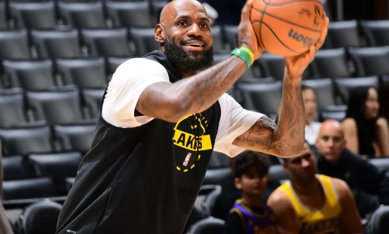 Grades for LeBron James, Rui Hachimura in Lakers win vs. Jazz