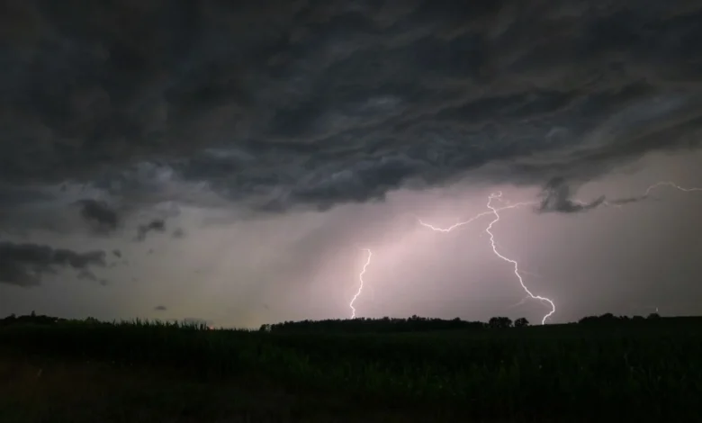 Hail, rain, winds: Nocturnal, severe storm risk in southern Ontario