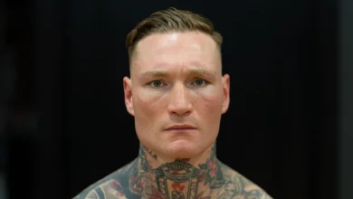 Hard-punching cruiserweight Ryan Rozicki has signed a multi-fight deal with Zuffa Boxing.