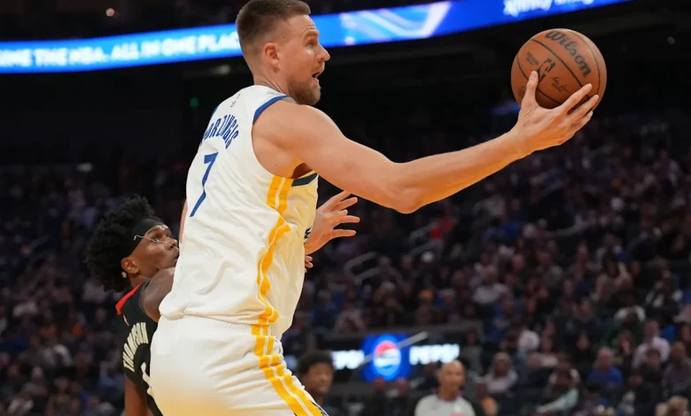 Highlights: Kristaps Porzingis slams two putback dunks vs. Clippers