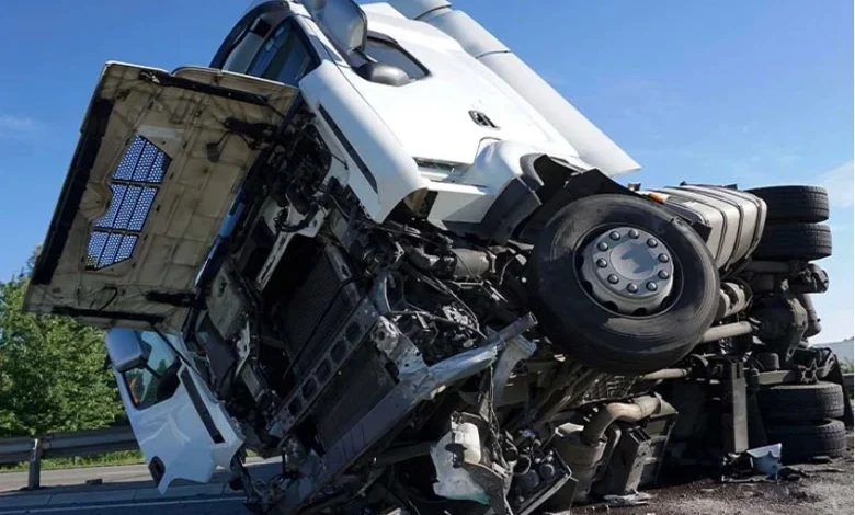 How a Truck Accident Lawyer Can Protect You