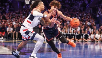 How to bet Saturday's national semifinal games: Who will win the rematch between Illinois and UConn?