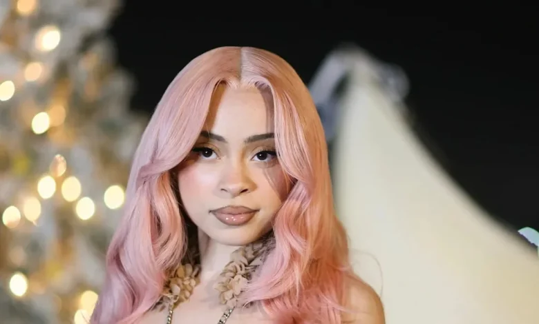 Ice Spice physically assaulted by fan at McDonald’s who was ‘trying to show her love’