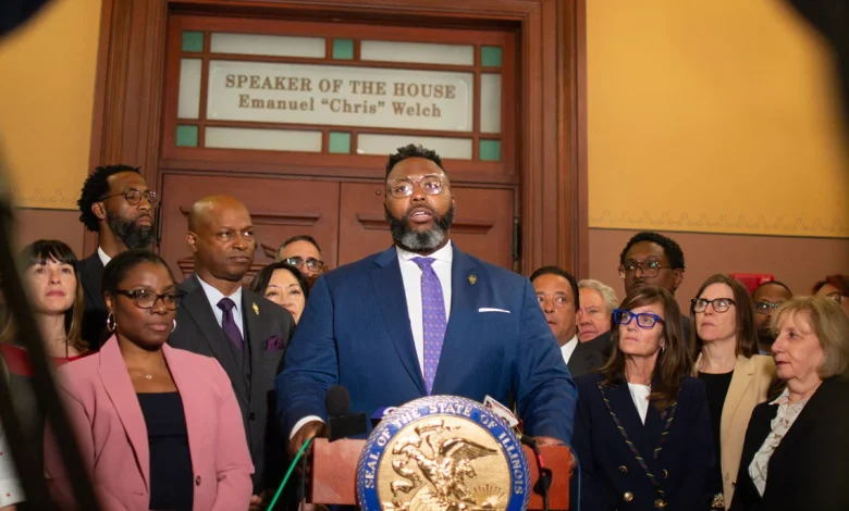 Illinois House approves megaprojects bill, but the Bears want changes