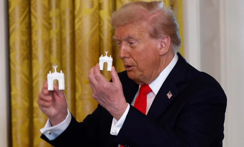 Independence Arch, or so-called "Arc de Trump," plans include taxpayer funds