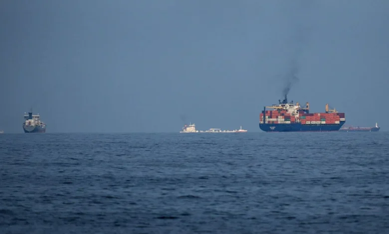 Iran Weighs Pausing Hormuz Shipping to Avoid Derailing Talks