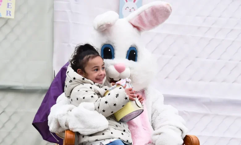 Is Easter Monday a holiday? Are banks, DMV, post office open?