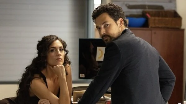 Is [SPOILER] Leaving ‘Wild Cards’? And Who Was Kidnapped!