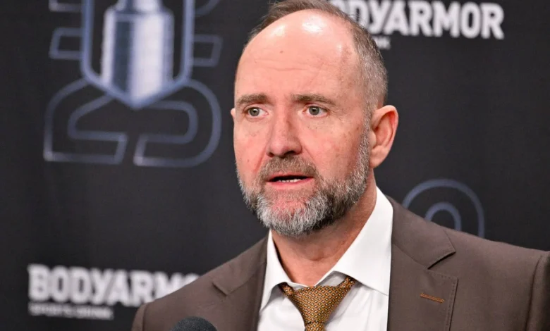 Islanders fire Patrick Roy, hire Peter DeBoer as head coach