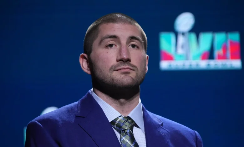 JC Tretter promptly informed player reps about collusion appeal ruling