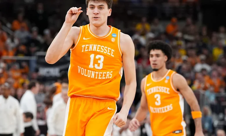 J.P. Estrella entering transfer portal