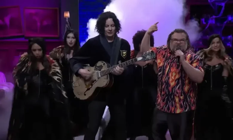 Jack White, Jack Black team up on 'Seven Nation Army' on 'SNL'