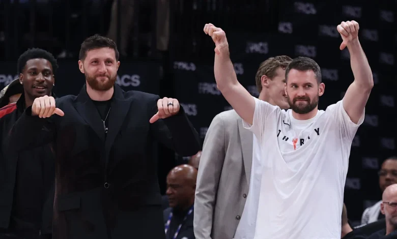 Jazz's Will Hardy Reacts to Viral Kevin Love Moment vs. Grizzlies