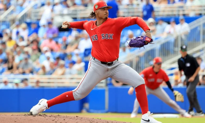 Johan Oviedo Diagnosed With Flexor Strain