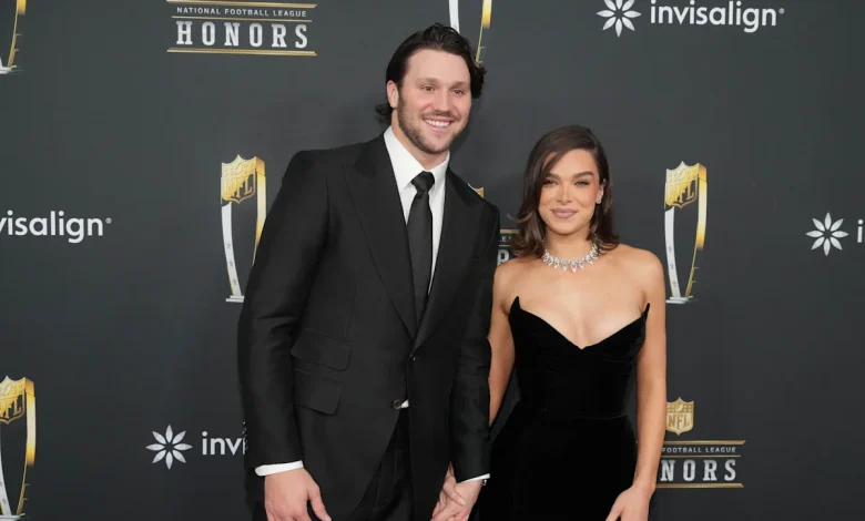 Josh Allen and Hailee Steinfeld welcome first child, per Substack
