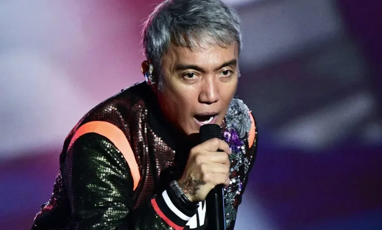 Journey Singer Arnel Pineda Says He Tried to Quit Band Twice Due to 'Intense' 'Personal Problems'