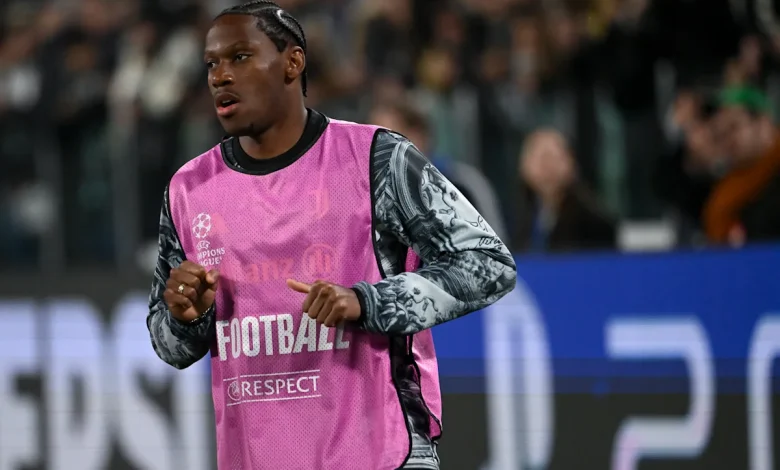 🔴 Juve v Genoa | Official: calls on Boga, Vlahovic, Messias, David