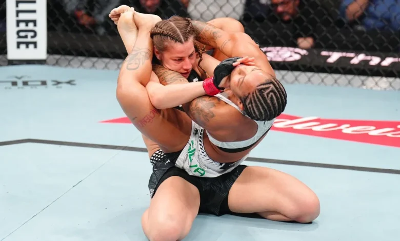 Karine Killer sofre no grappling e perde para lutadora da casa no UFC Canadá