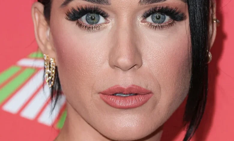 Katy Perry Leaves Fans Confused With Rome Fountain Move