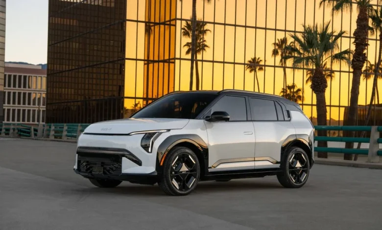 Kia unveils US-spec EV3, for sale this year, picking up the ball Volvo dropped