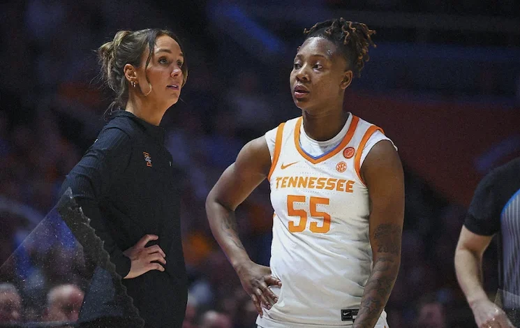 Lady Vols Basketball, Kim Caldwell Returning No Players From Last Season's Team