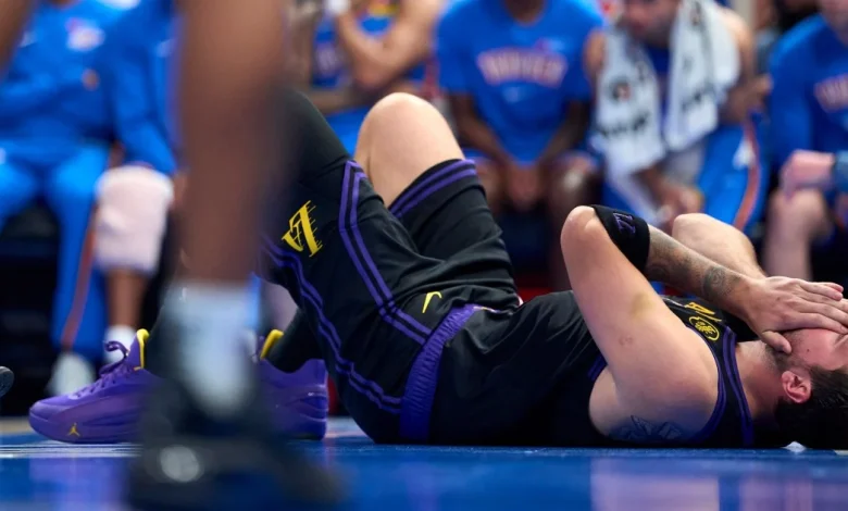 Lakers' Luka Doncic hurts left hamstring in a blowout loss to Thunder with MRI set for Friday