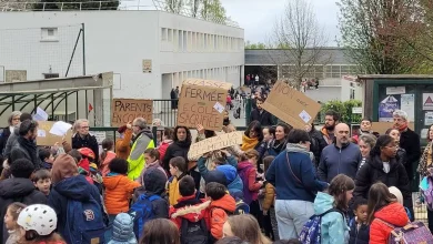 L’école de Mazaire de La Chapelle-sur-Erdre bloquée par des parents en colère