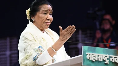 Legendary Indian Bollywood singer Asha Bhosle dies aged 92 | News