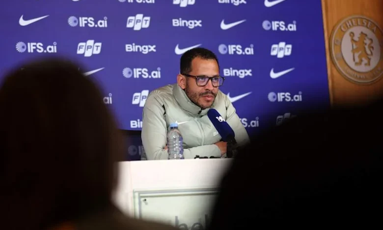 Liam Rosenior delivers the latest Chelsea team news ahead of Brighton | News | Official Site