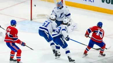 Lightning 0 - Canadien 1 (2e période) | Cole Caufield marque son 50e but