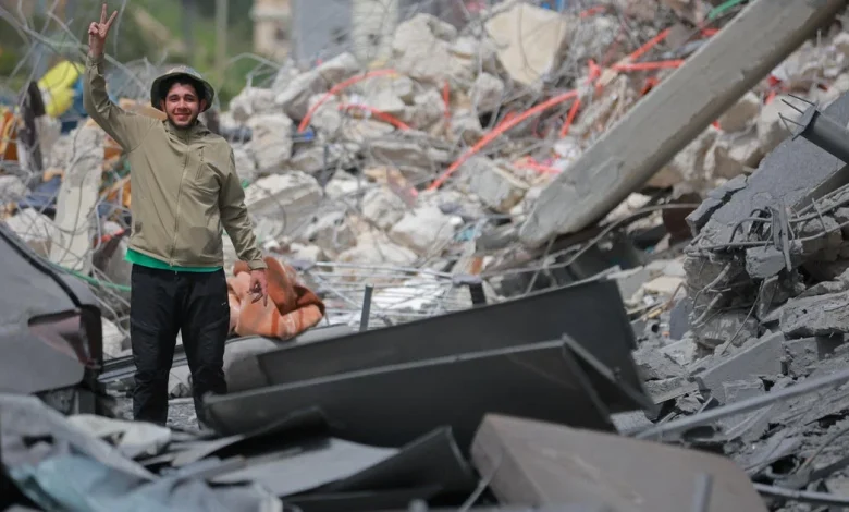 Live Updates: Iran says Strait of Hormuz "completely open" to all ships amid Israel-Lebanon ceasefire