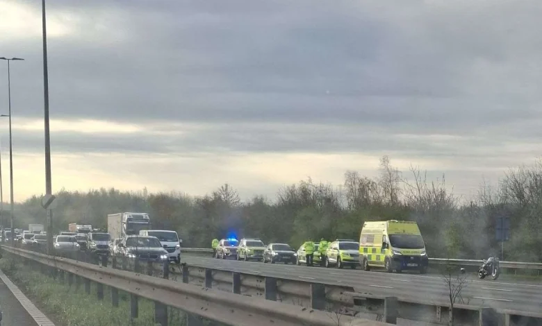 Long delays after multi-vehicle crash on A2