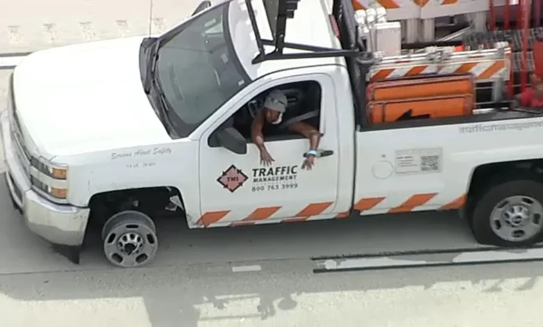 Los Angeles area police chases: LAPD chasing stolen truck in Newhall Pass area