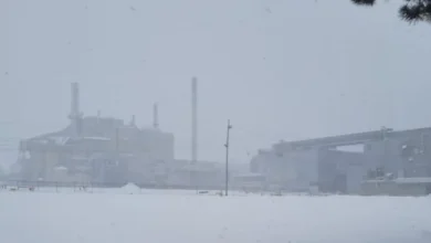 Maine lawmakers approve first-in-nation temporary ban on data centers