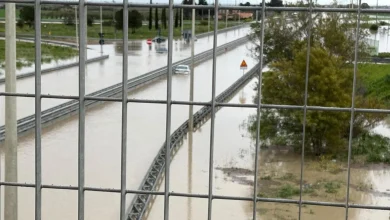 Maltempo, Foggia in emergenza: allarme dighe, paesi isolati. Nuova allerta rossa. Treni in ripresa