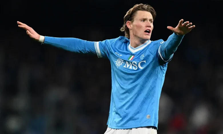 Man Utd told Scott McTominay 'isn't Bruno Fernandes' but would 'love to come back' as former Red Devils star makes Napoli transfer claim