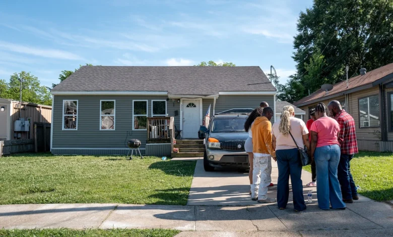 Man charged over link to gun used in Louisiana shooting