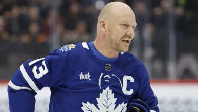 Maple Leafs interviewing Mats Sundin for hockey department job
