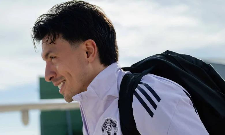 Martinez trains with the squad in Dublin