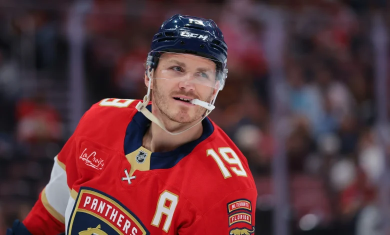 Matthew Tkachuk raves about Porter Martone, calls Flyers a ‘sneaky wagon’