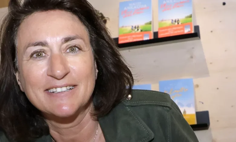 Maud Ankaoua dans Les Traîtres : vie privée, parcours… Tout savoir sur l’écrivaine à succès