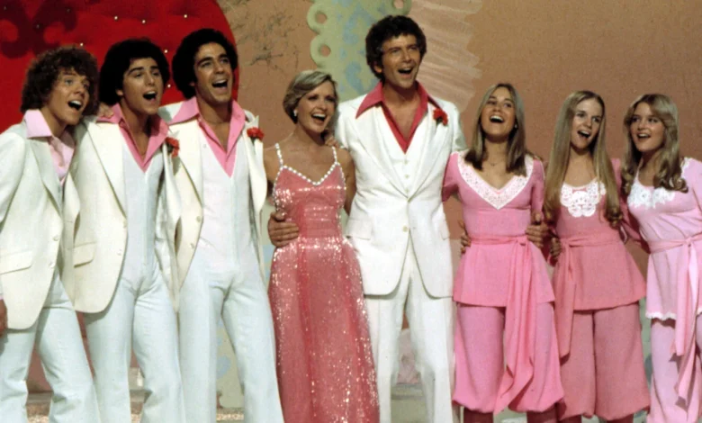 Maureen McCormick Mourns Death of 'Brady Bunch Variety Hour' Producer Sid Krofft