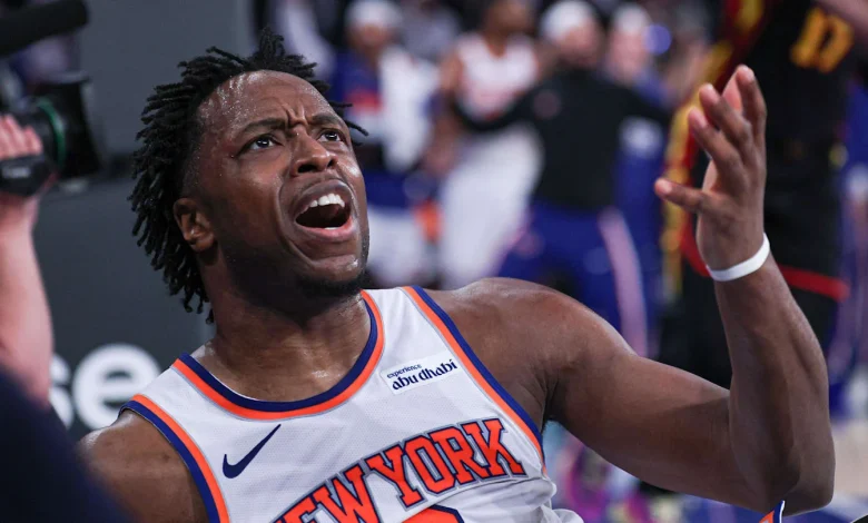 Mike Brown doubles down on problematic Knicks lineup after Game 2 dud