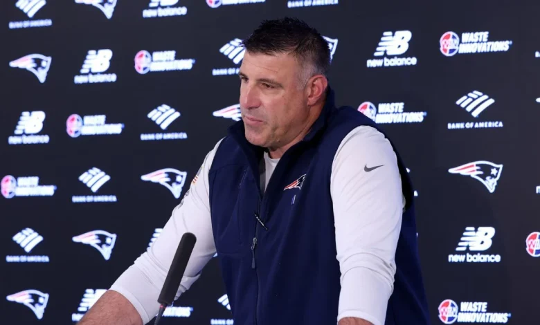 Mike Vrabel had 'difficult conversations' over Russini photos