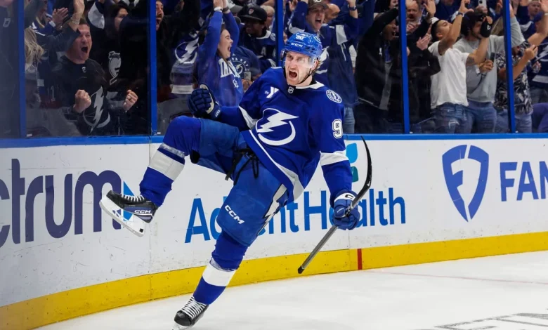 Moser's OT goal lifts Lightning past Canadiens in Game 2