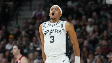 NBA Notes: Keldon Johnson’s Role, Latest on Giannis Antetokounmpo’s Future